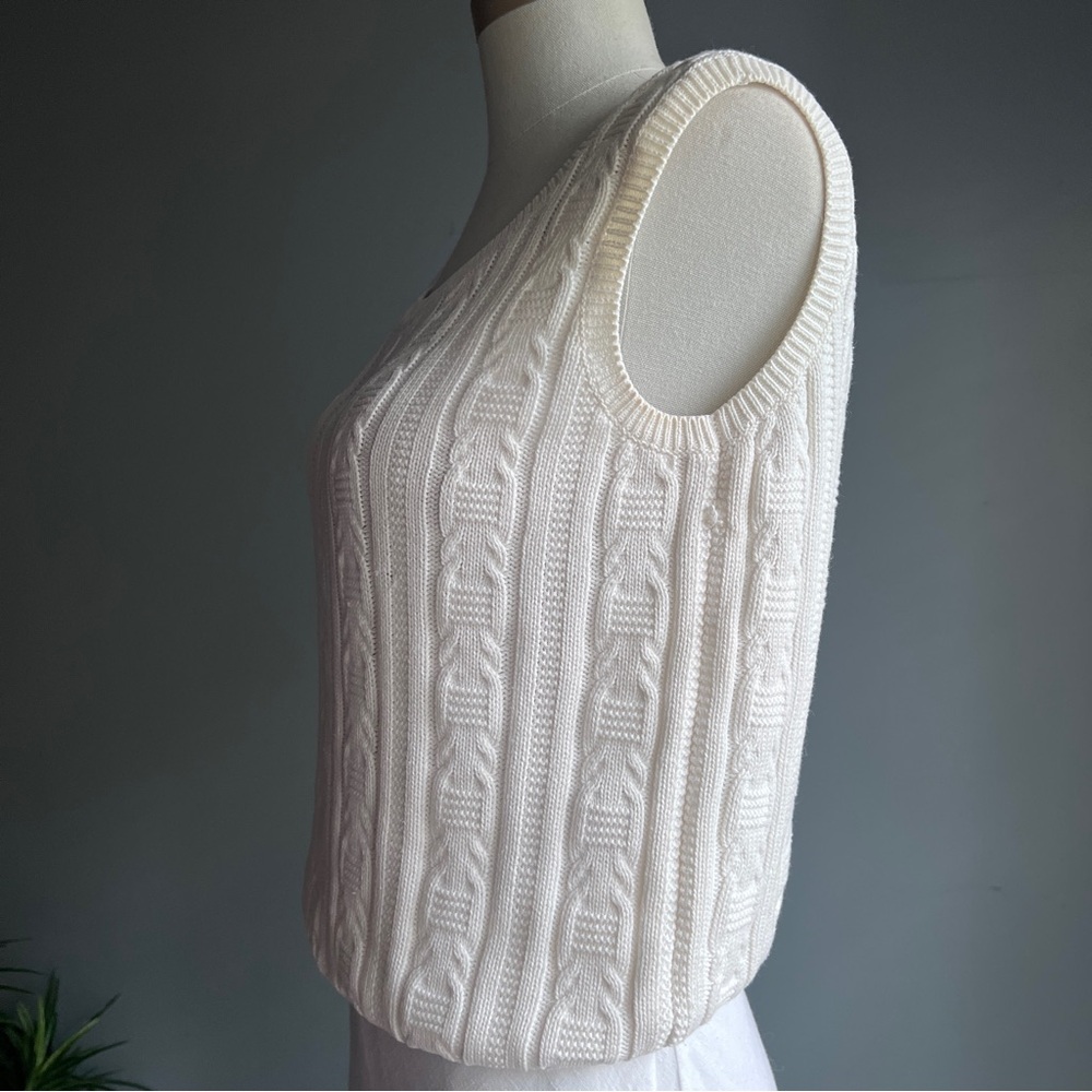 Jones New York Winter White Cable Knit Sweater Size Medium - Picture 2 of 4